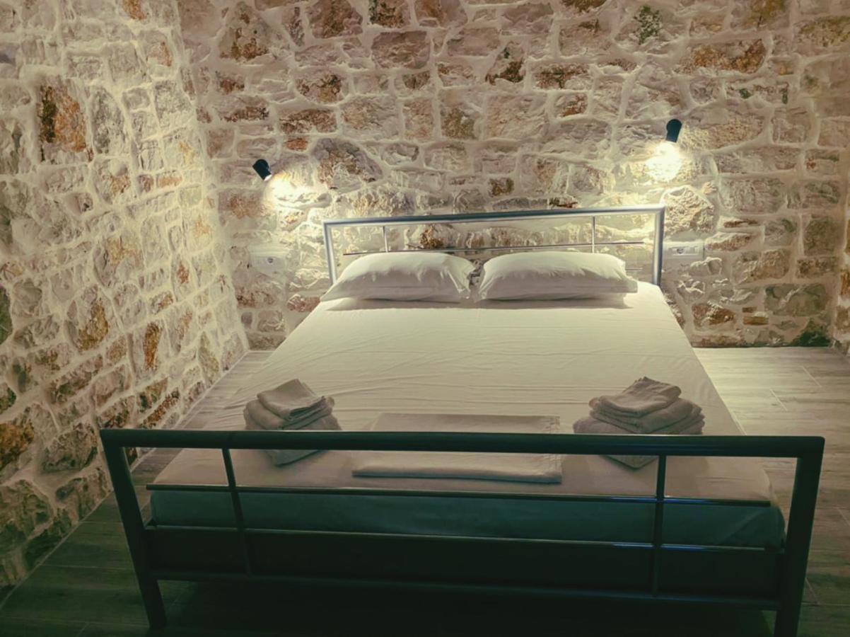 Lemons&Olives Rooms Химара Экстерьер фото
