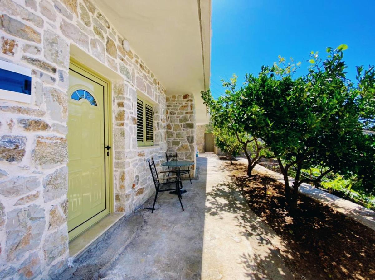 Lemons&Olives Rooms Химара Экстерьер фото